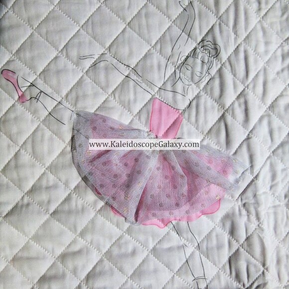 5 Piece Elegant Ballerina Twin Quilt ~ Sham ~ Sheets ~ Ballet Bedding ~ NEW - Picture 5 of 7